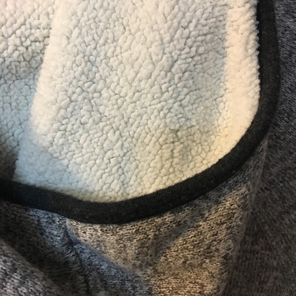 Women’s American eagle fleece lined hooded jacket - Picture 6 of 6